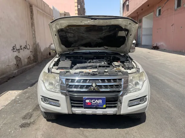Car image 23