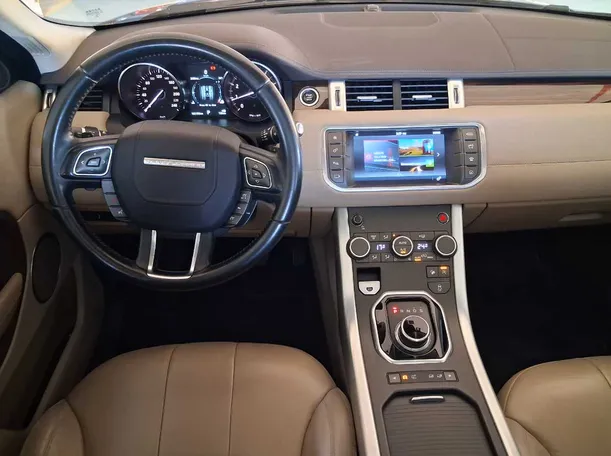 Car image 17