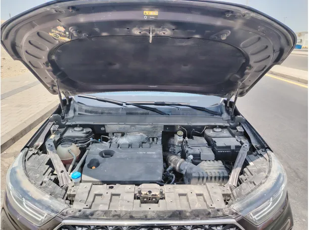 Car image 30