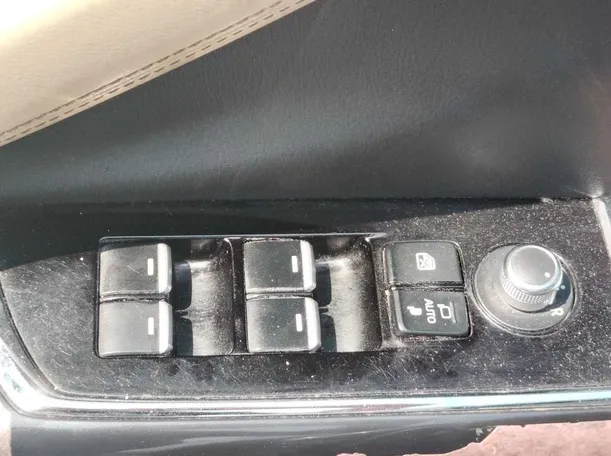 Car image 31