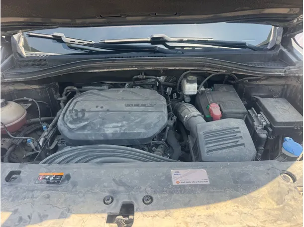 Car image 23
