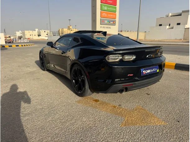 Car image 7