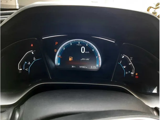 Car image 18