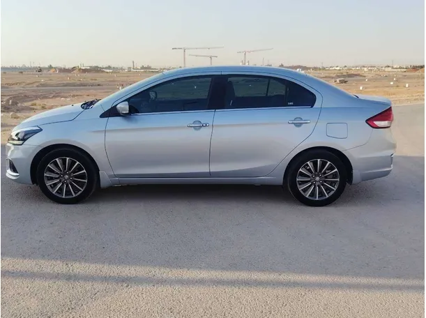 Car image 7