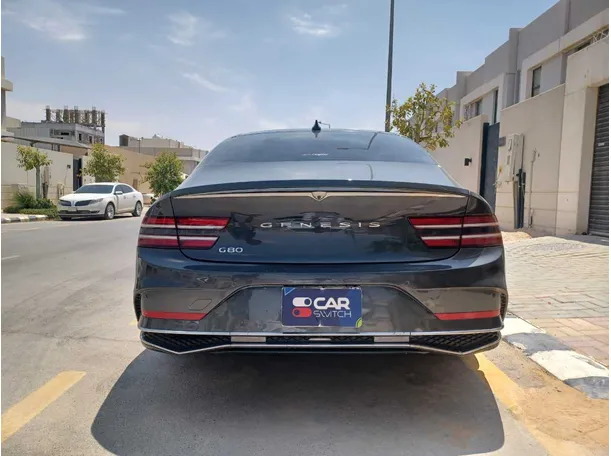 Car image 6