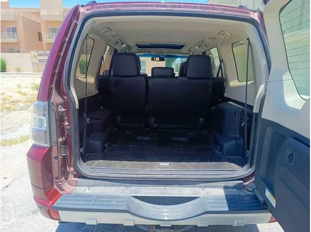Car image 29