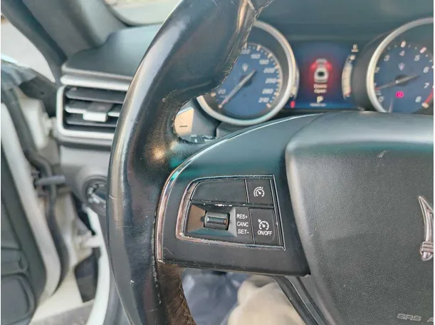Car image 41