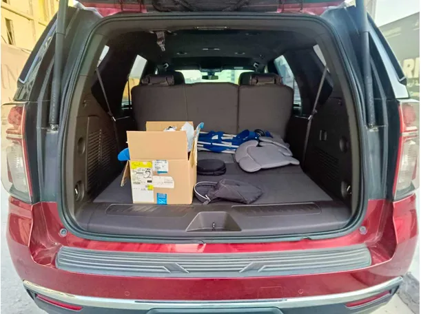 Car image 28