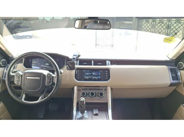 Car image 16