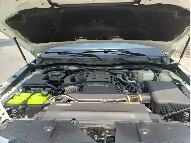 Car image 27