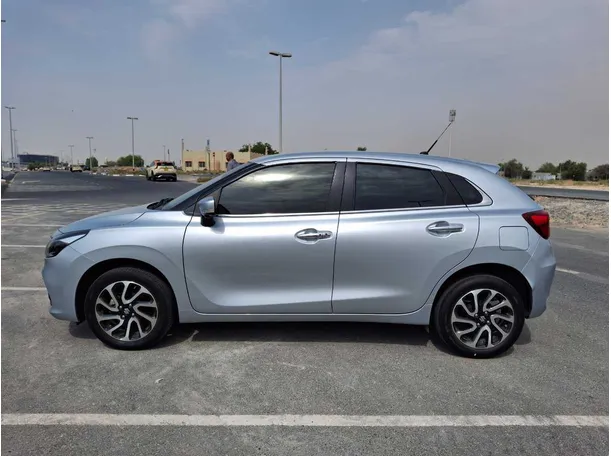 Car image 8