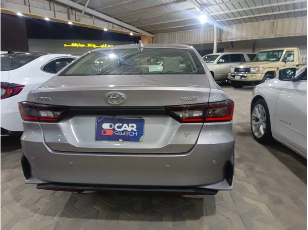 Car image 5