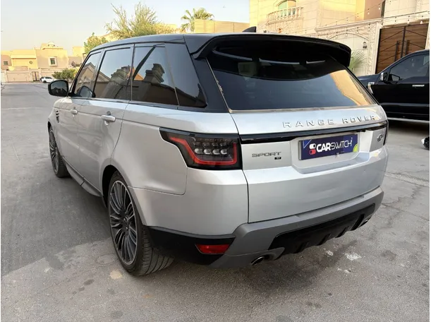 Car image 7
