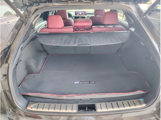 Car image 37