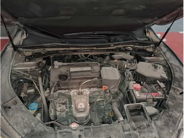 Car image 23