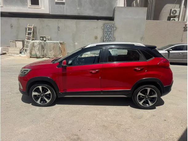 Car image 8