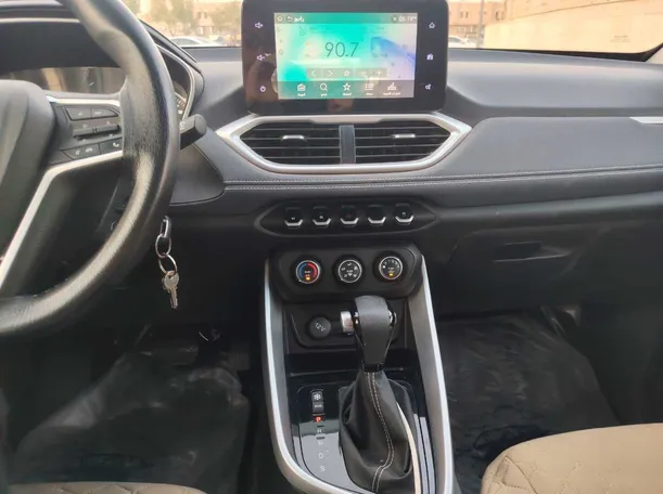 Car image 20