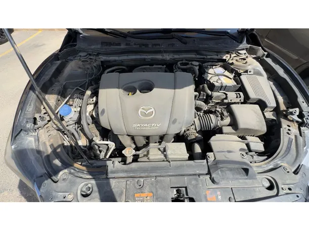 Car image 25