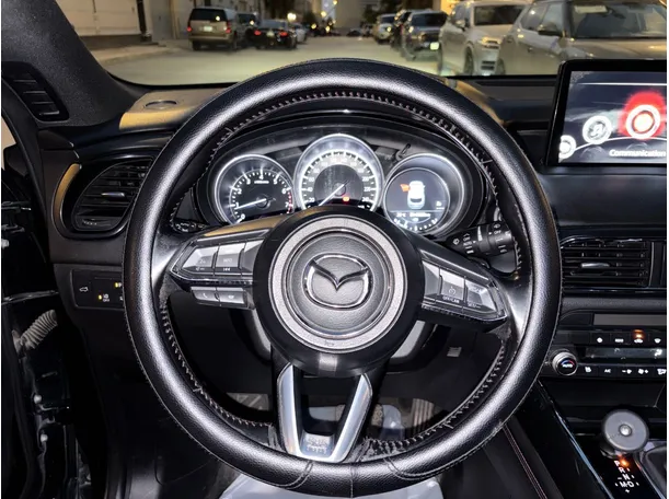 Car image 23