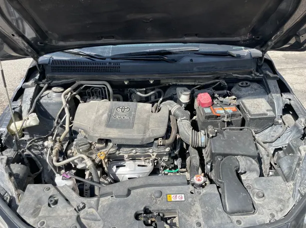 Car image 24