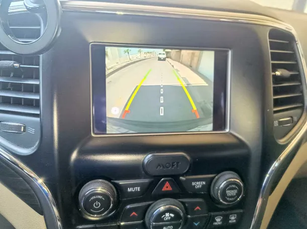 Car image 23