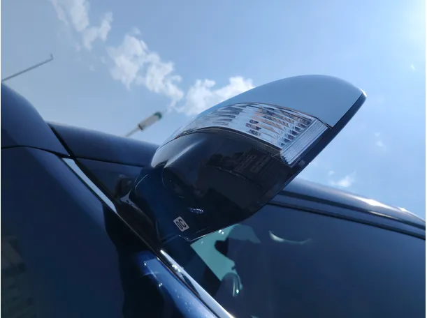 Car image 39