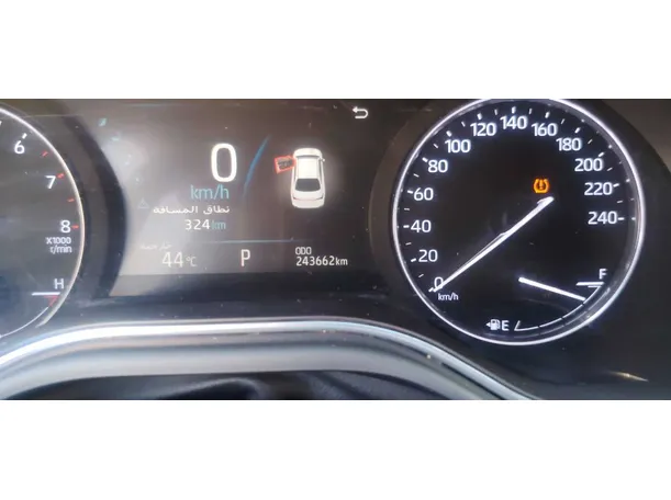 Car image 19
