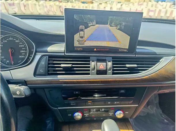 Car image 24