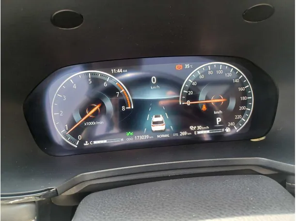 Car image 20