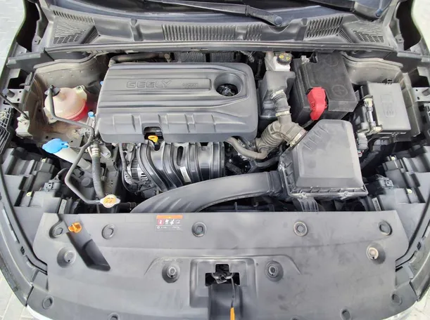 Car image 21