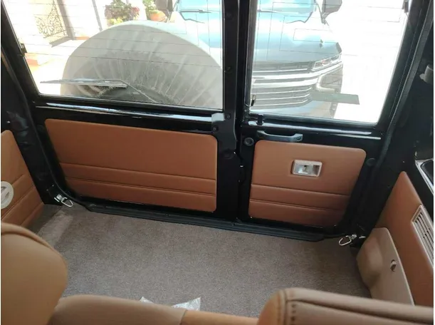 Car image 37