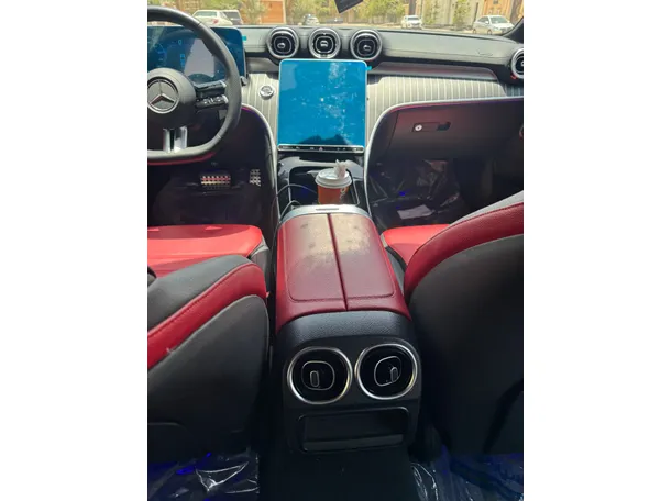 Car image 21