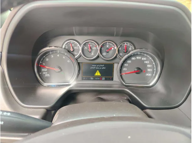 Car image 26