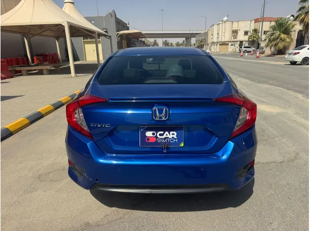 Car image 6