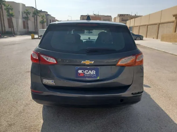 Car image 6
