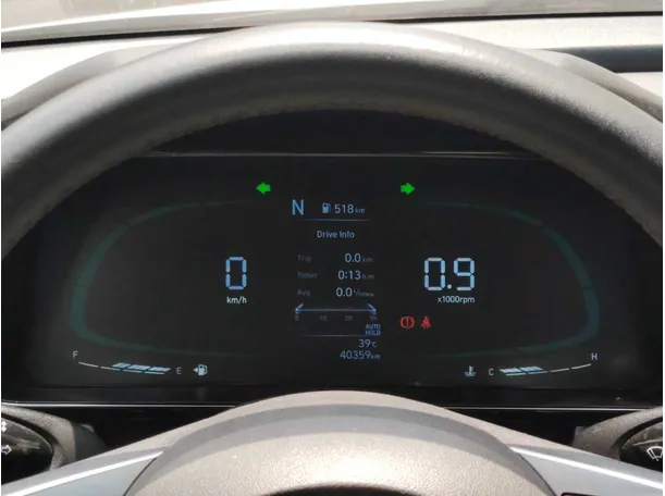 Car image 27