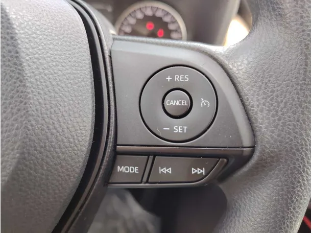 Car image 23