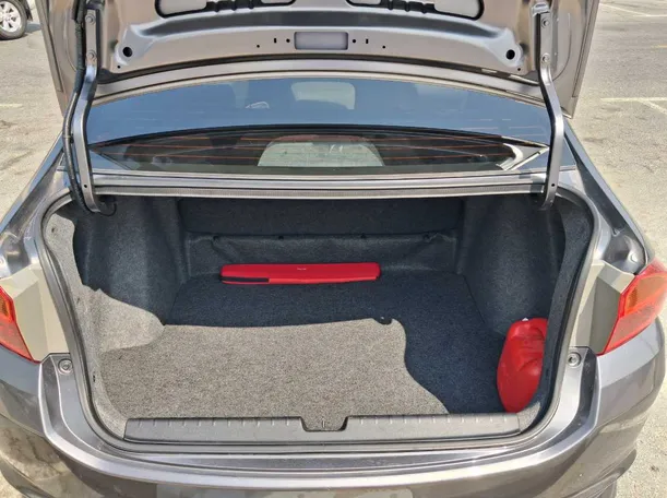 Car image 21