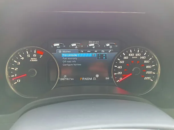 Car image 17