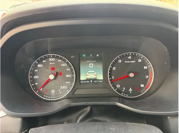 Car image 18
