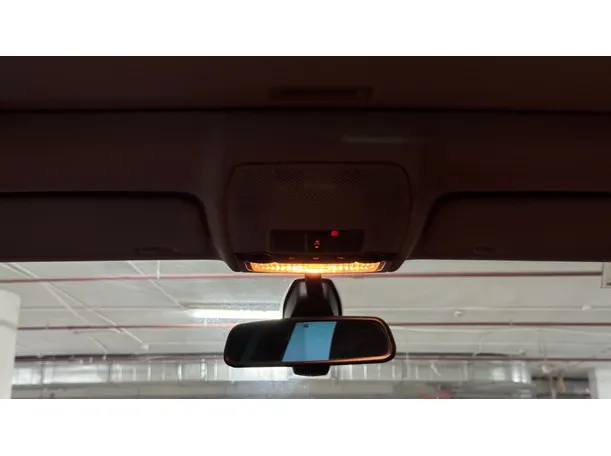Car image 25