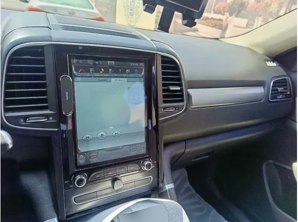 Car image 21