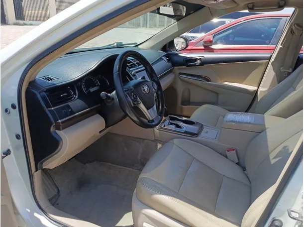 Car image 11