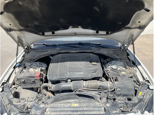 Car image 24