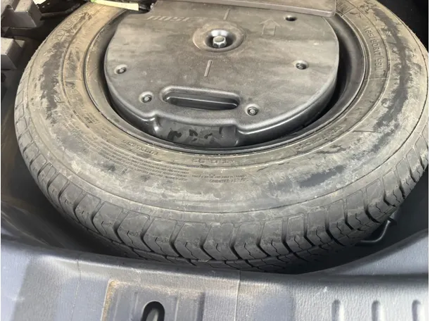 Car image 22