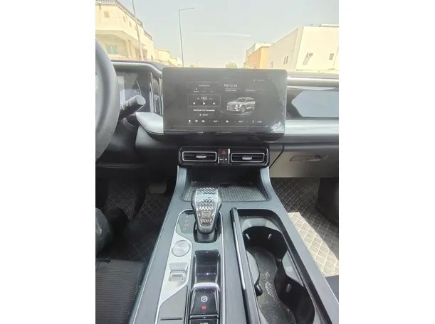 Car image 20