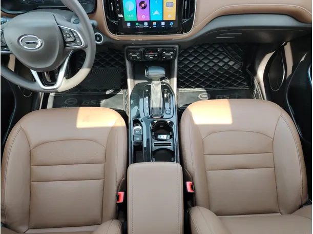 Car image 20