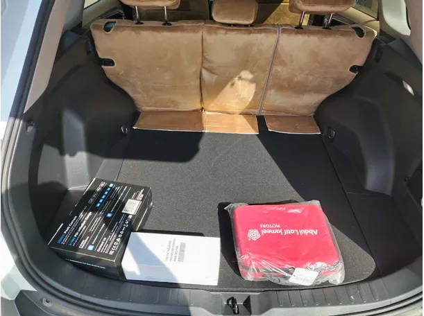 Car image 28