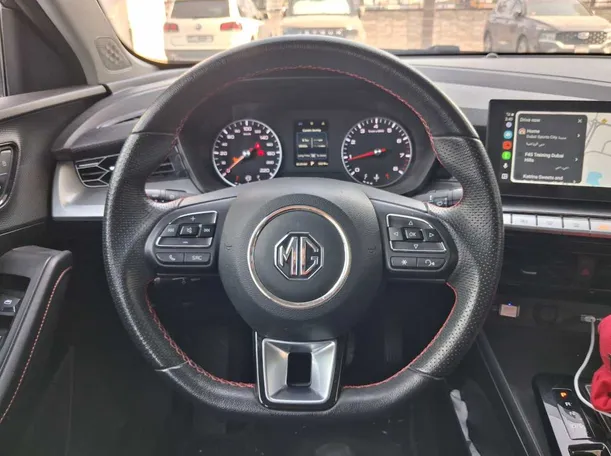 Car image 15