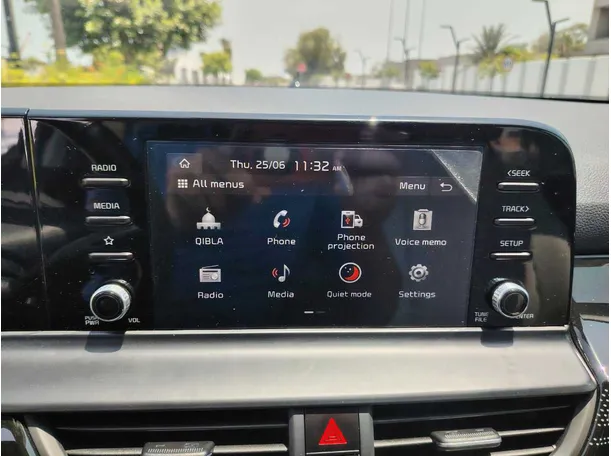 Car image 23